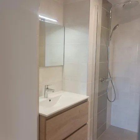 Leboisdieu Apartment *